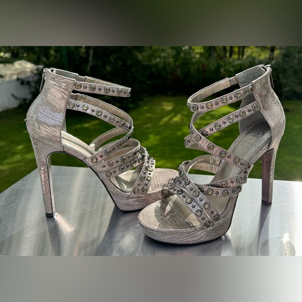 Adriana Papell pewter/silver NWOT studded heels- Size 7